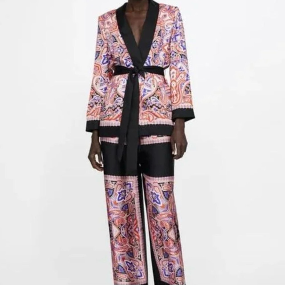 ZARA Paisley two-piece satin set Blazer Robe Kimono with Belt and wide pants S M - Picture 5 of 6